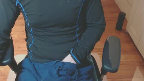 Snapshot of snooze85 chatting on February 2025 04:33:02 AM Cbt-Slave online show from February 2025 04:33:02 AM