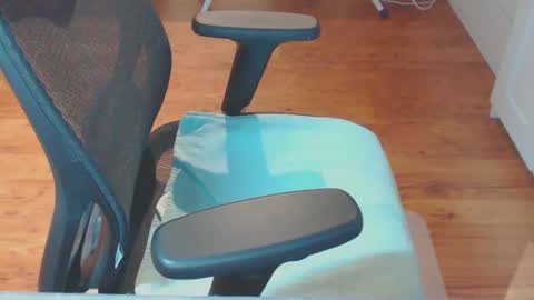 Snapshot of snooze85 chatting on September 2025 05:01:02 AM Cbt-Slave online show from September 2025 05:01:02 AM