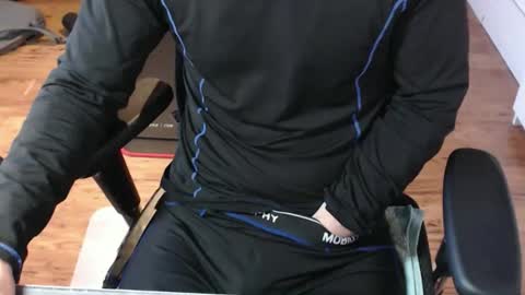 Cbt-Slave online show from April 2026 05:37:02 AM