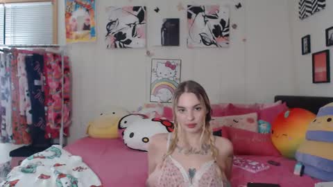 Snapshot of snow_money chatting on February 2025 05:49:02 AM snow_money online show from February 2025 05:49:02 AM