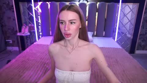 Snapshot of snow_whiteeex chatting on May 2026 05:23:02 AM snow_whiteeex online show from May 2026 05:23:02 AM
