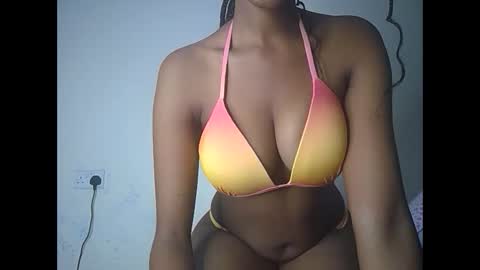 snowfox254 online show from October 2025 08:40:01 PM