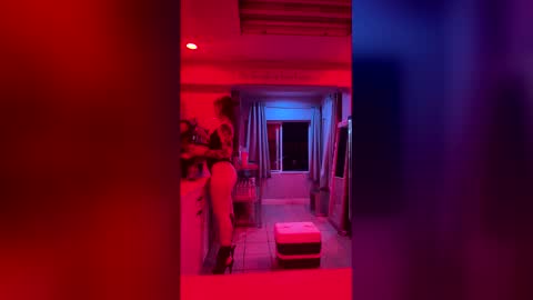 snowgirlie online show from March 2026 01:51:01 PM