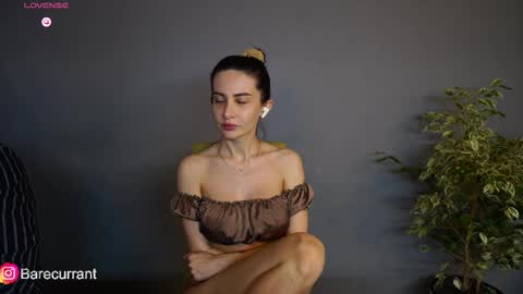 Yesenia online show from February 2025 01:36:02 AM