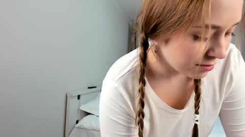 Sophy online show from December 2024 09:53:02 PM