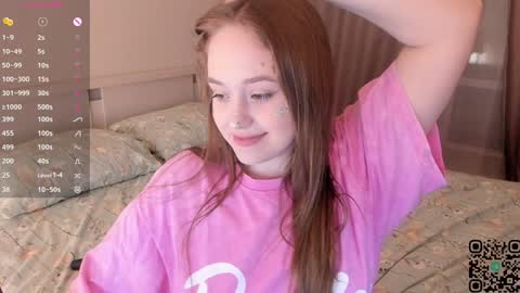 Sophy online show from February 2025 10:44:02 PM