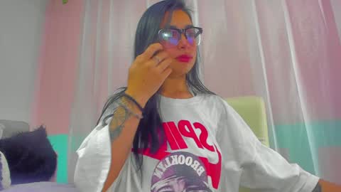 sofiia online show from February 2025 12:50:01 PM