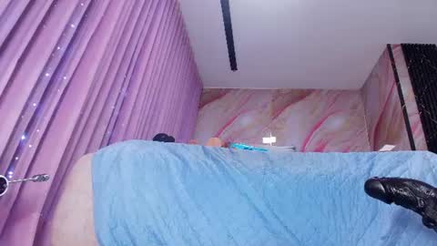 Snapshot of sofi_decker chatting on June 2026 03:04:01 AM Sofia online show from June 2026 03:04:01 AM