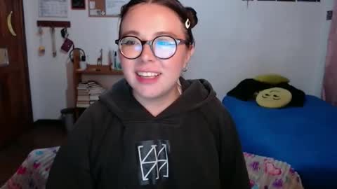 Snapshot of sofi_lynch chatting on May 2026 06:44:02 AM Sofi Lynch online show from May 2026 06:44:02 AM
