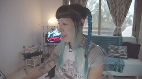 Snapshot of sofi_mora chatting on January 2025 03:18:01 PM Sofi Mora online show from January 2025 03:18:01 PM