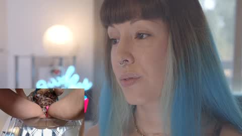 Snapshot of sofi_mora chatting on January 2025 03:15:01 PM Sofi Mora online show from January 2025 03:15:01 PM