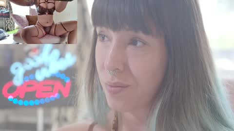 Snapshot of sofi_mora chatting on September 2025 02:22:01 PM Sofi Mora online show from September 2025 02:22:01 PM