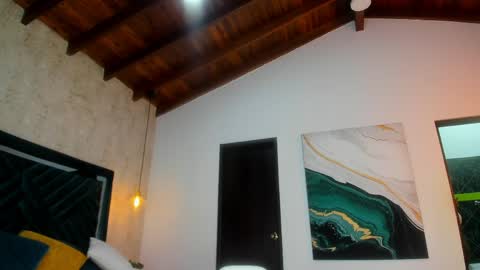 Sofi online show from April 2026 11:18:02 AM