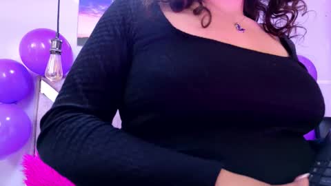 Sofi Noa online show from November 2025 11:29:01 AM