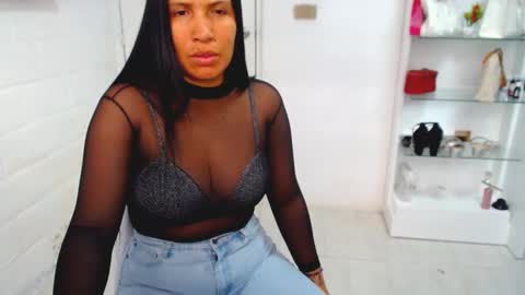 sofia vene  online show from October 2025 12:04:01 PM