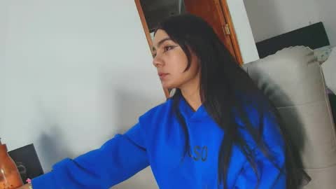 Sofia online show from January 2026 03:09:01 AM