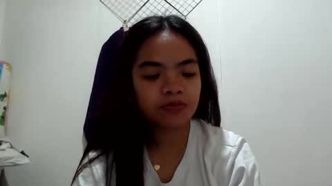 sofia_587145 online show from May 2026 10:23:01 AM