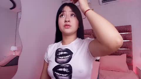 Snapshot of sofia_gomes_ chatting on June 2026 11:51:02 AM sofia gomes online show from June 2026 11:51:02 AM