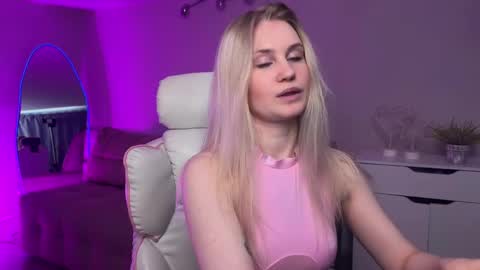 Snapshot of sofia_kenwood_ chatting on April 2026 03:13:02 AM Sofia online show from April 2026 03:13:02 AM