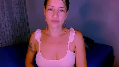 Sofia  online show from October 2025 10:41:02 PM