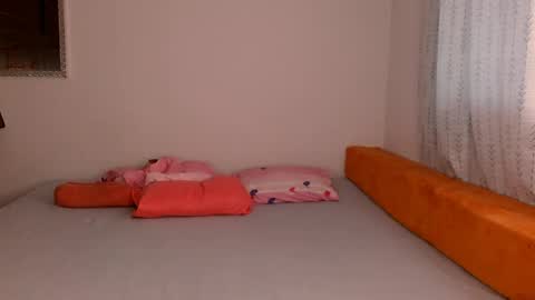 Snapshot of sofia_mark20 chatting on April 2026 02:43:01 PM Sofia online show from April 2026 02:43:01 PM