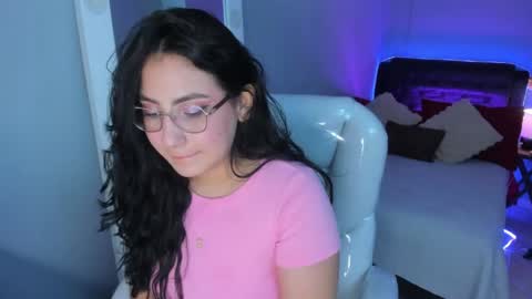 Snapshot of sofia_miller19 chatting on May 2026 05:01:02 AM sofia online show from May 2026 05:01:02 AM