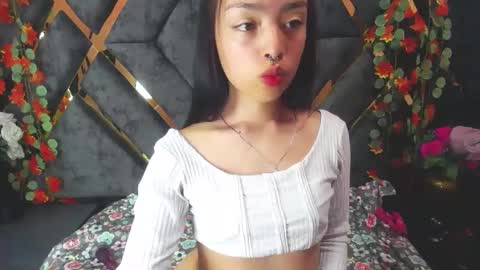 Snapshot of sofia_mirandaa chatting on February 2025 01:30:02 PM sofia miranda online show from February 2025 01:30:02 PM