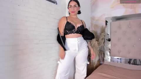 SOFIA online show from September 2025 08:03:01 PM