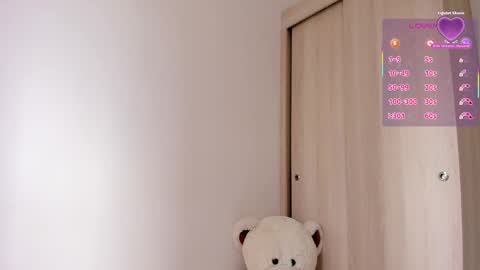 sofia_rivers_ online show from May 2026 01:30:01 PM