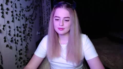 sofia_rosemary online show from March 2025 05:11:02 PM