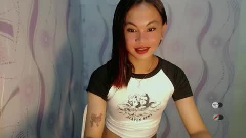 sofia_sweetheart18 online show from January 2026 05:48:02 PM