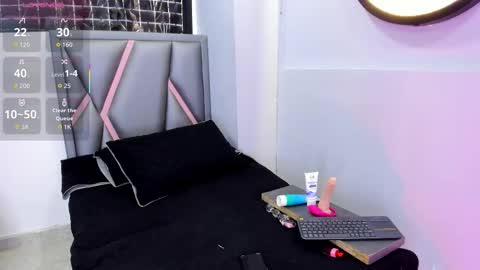 Sofa online show from November 2025 12:22:02 PM