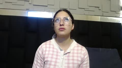 Snapshot of sofia_white3 chatting on September 2025 11:01:02 AM Sofa online show from September 2025 11:01:02 AM