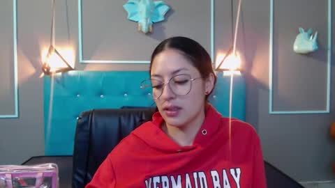 Snapshot of sofia_white3 chatting on November 2025 11:11:02 AM Sofa online show from November 2025 11:11:02 AM