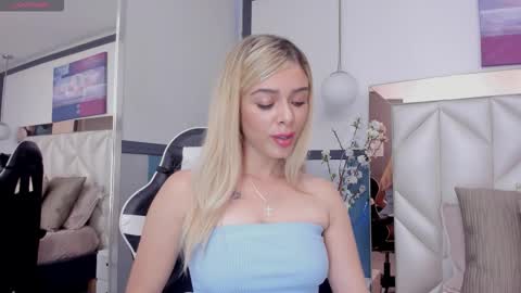 Sofia online show from February 2026 07:20:01 PM