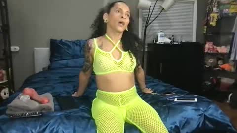 Snapshot of sofialuxxts chatting on January 2026 10:48:01 PM Sofia Luxx TS online show from January 2026 10:48:01 PM