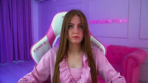 Snapshot of sofiasarvain chatting on July 2026 06:16:01 AM Sofia online show from July 2026 06:16:01 AM