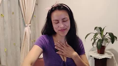 Sofi Bella online show from February 2026 07:17:02 PM