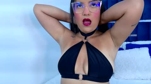 Sofia Cabrera online show from June 2026 10:12:01 PM