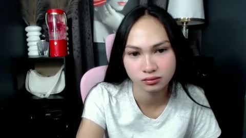 Snapshot of sofie_asian chatting on February 2025 05:20:02 PM JANA online show from February 2025 05:20:02 PM