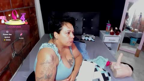 Vicky  online show from January 2026 10:52:01 AM