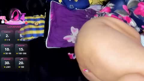 Vicky  online show from February 2026 10:09:01 AM