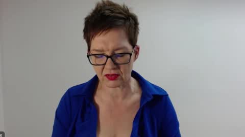 Sofie Velvet online show from February 2026 03:18:02 PM