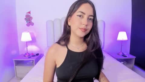 sofiebunnie online show from March 2026 12:15:01 AM