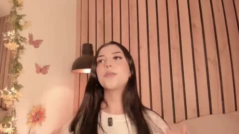 Sofie online show from January 2026 06:02:02 PM