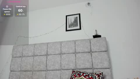 sofiia_smith_ online show from December 2025 09:31:02 PM