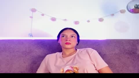 SofiLuxurya online show from December 2025 12:57:02 PM