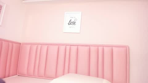 Rose  online show from December 2025 11:37:01 AM