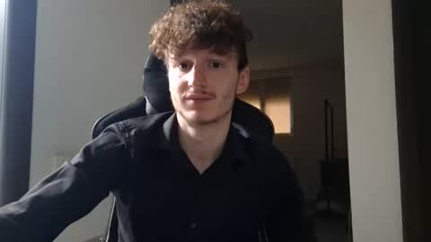 Snapshot of softedgeboy chatting on November 2025 01:03:01 PM Nero Radian online show from November 2025 01:03:01 PM