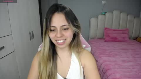 Snapshot of softkiss_x chatting on April 2026 03:24:02 AM Fran online show from April 2026 03:24:02 AM